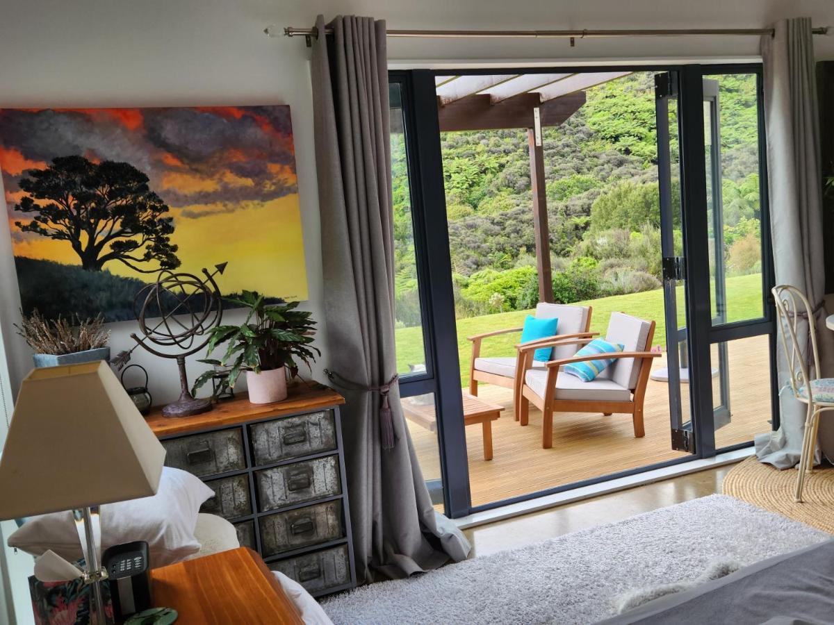 Boutique Art Retreat Hotell Upper Hutt Exteriör bild